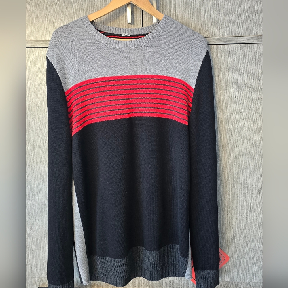 Tristan Men's Black, Gray, and Red Crewneck Sweater